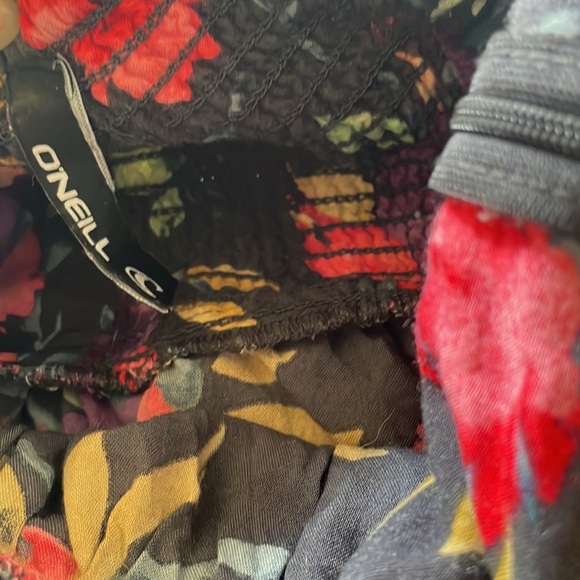 O’Neill Strapless Floral Top/Tunic - Picture 3 of 7